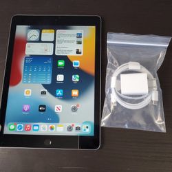 Apple iPad 6 - Wifi - Like New