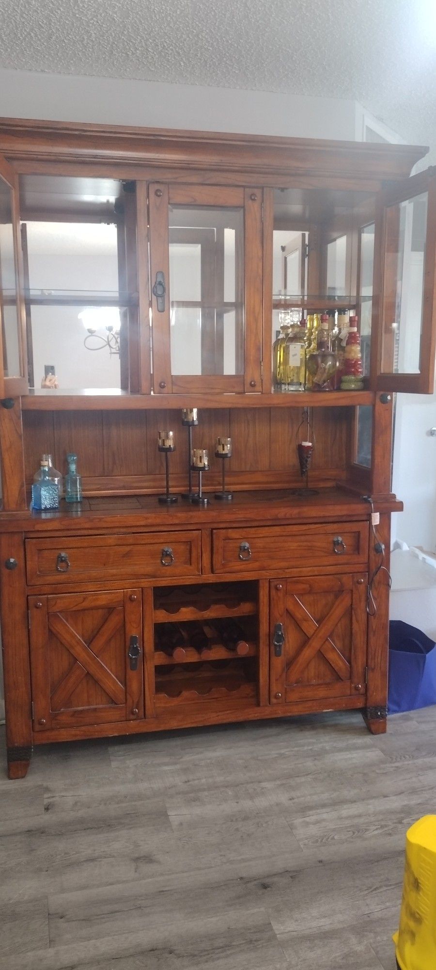 Hutch And Dining Table With Four Chairs