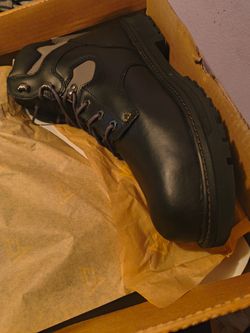 Ace shoes for crews