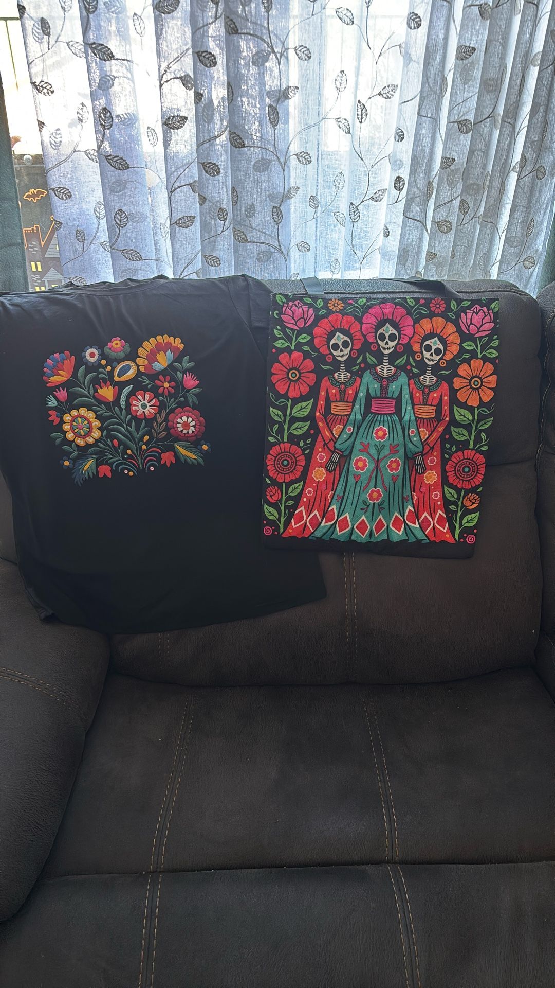 Dia de Los Muertos Bag  and a  Tshirt Size Medium and Large