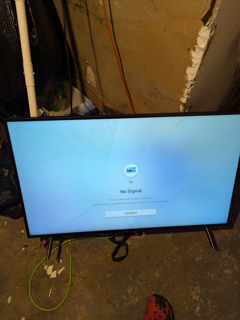 43" Samsung Smart Tv