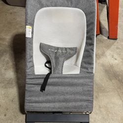 Baby delights Baby Bouncer 