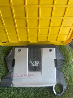 2007 Nissan 350z Engine cover (Top)
