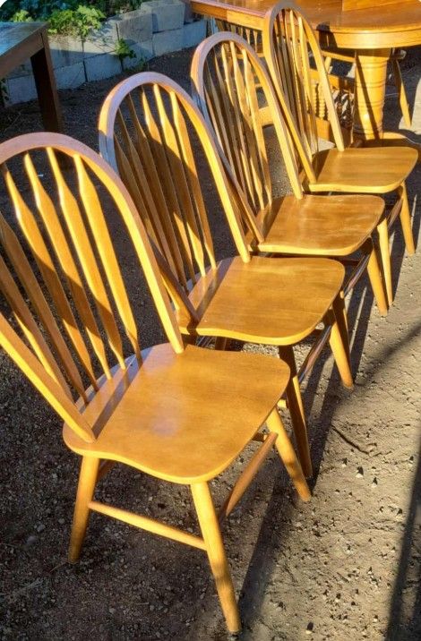 Oak Dining Table Chairs (4) / Farmhouse/ Rustic/ Country/ Cottage/ Solid Wood/ Clean/ Excellent Condition/ Rare 
