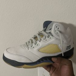 Ma Maniére Jordan 5 ‘Dawn’ Woman’s Shoe