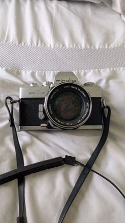 Minolta SRT101