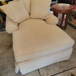 Pale Yellow Chaise Lounge