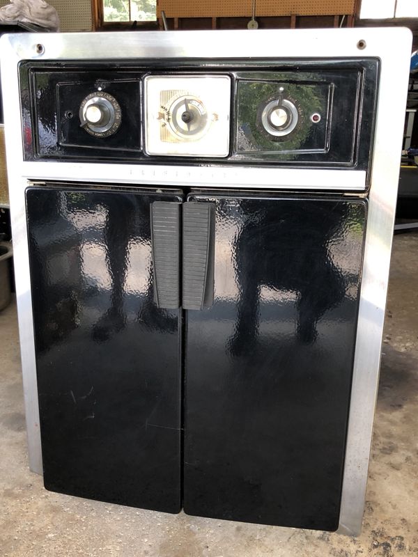 Vintage Wall Oven Frigidaire Electric Rbw 91 Make An Vintage Wall Oven Frigidaire Electric Rbw 91 Make An Offer