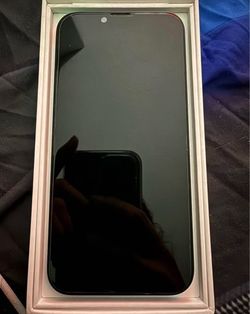 iPhone 16e