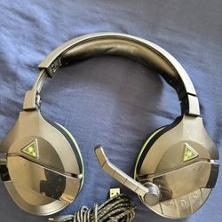 Turtle Beach Stealth 700 Wireless Surround Sound Gaming Headset For Xbox One, Black/Green 