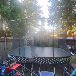 Trampoline 