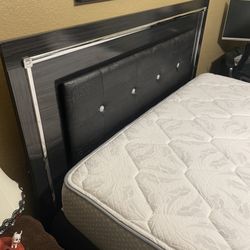 Queen LED Headboard Bed Mattress And Box Spring 