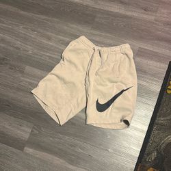 Nikes Shorts 
