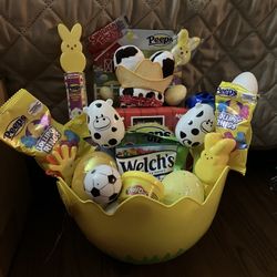PEEPS COWBOY PLUSH TOY and TREAT BASKET (NEW)