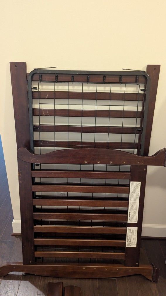 Baby Crib With Mattress