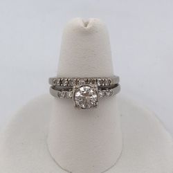 14k White Gold 0.80ct Natural diamonds ring set size 6.5