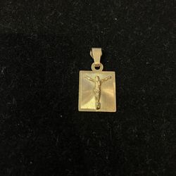 10k Gold Pendant #110997-2 MJ