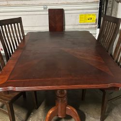 Table with 4 Pottery Barn chairs and Table Extender 