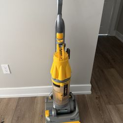 💛 Dyson DC01 Upright Vacuum – $175 (Cash Only) | Westfield, NJ