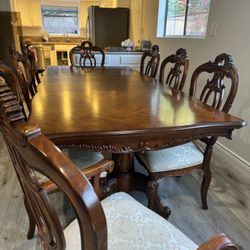 Dinning Table Solid Wood With 6 Chairs And 2 Armchairs 