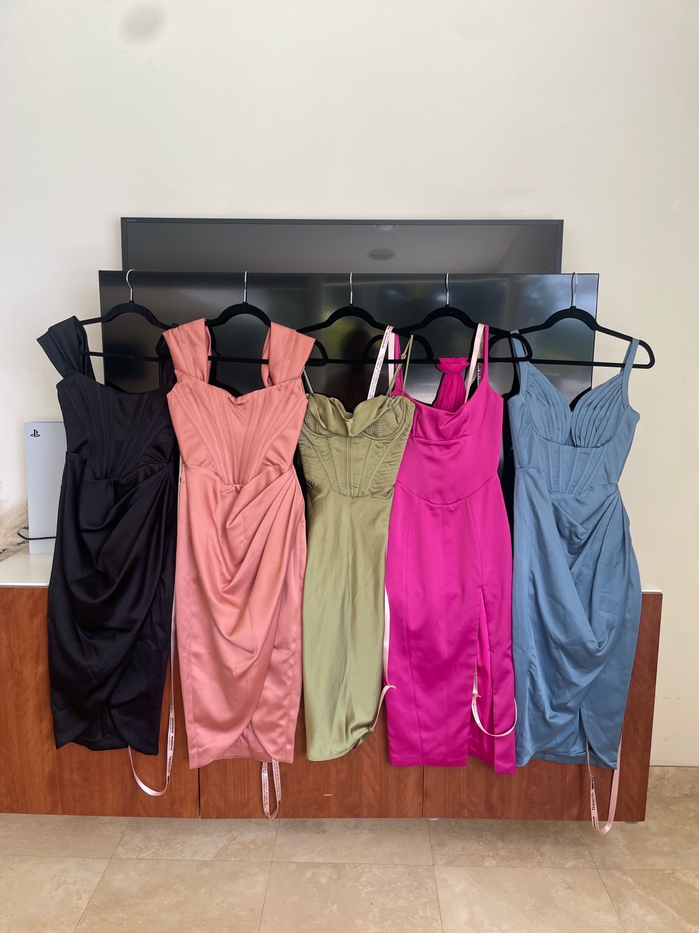 BRAND NEW w/ tags House of CB dresses XS