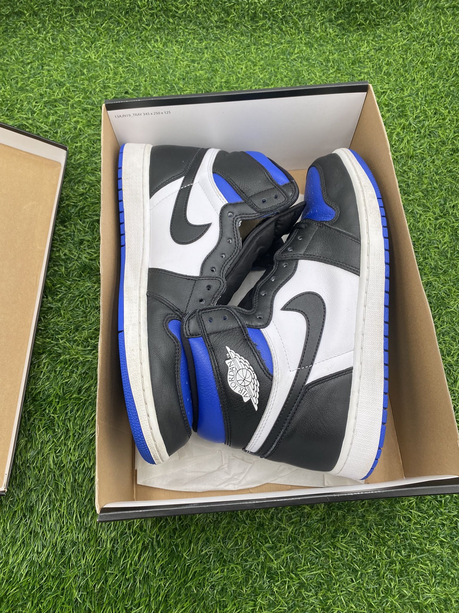 Jordan 1 “Royal Toe” Size 13M