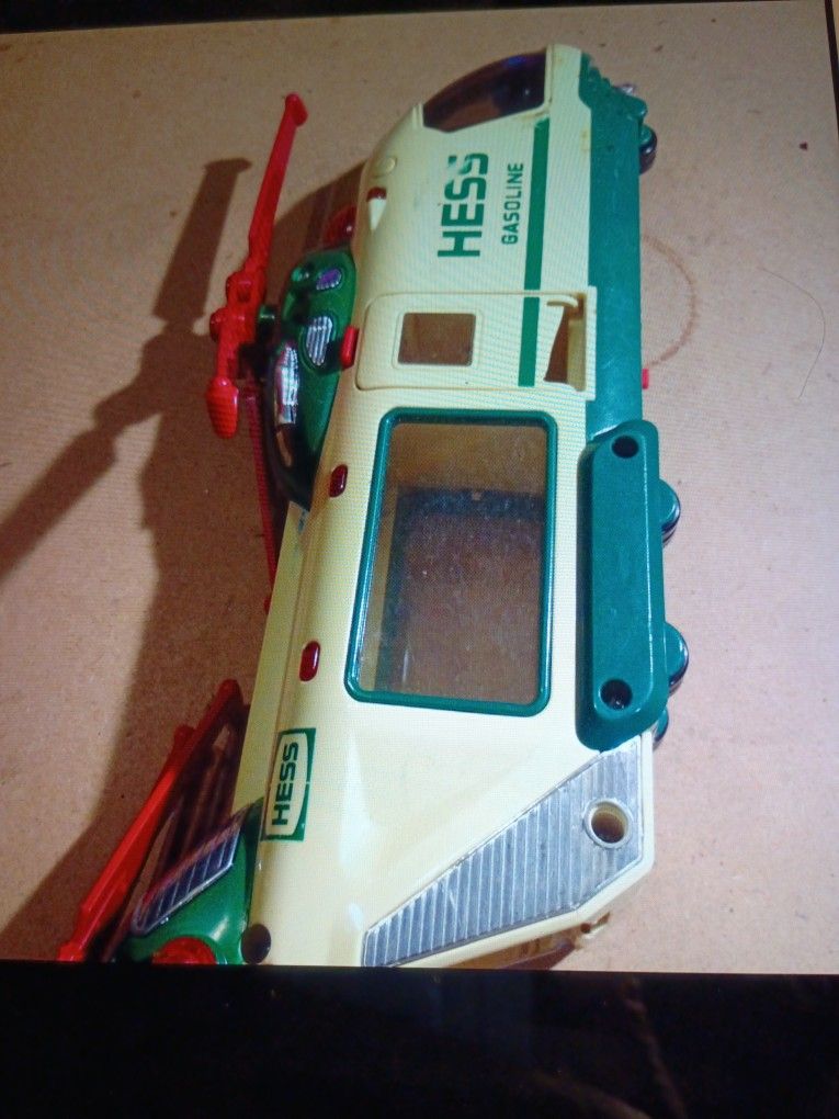 AMERADA HESS INC VINTAGE 2001 TOY HELICOPTER