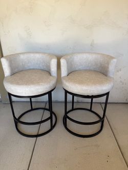 2 Counter Height Swivel Barstools