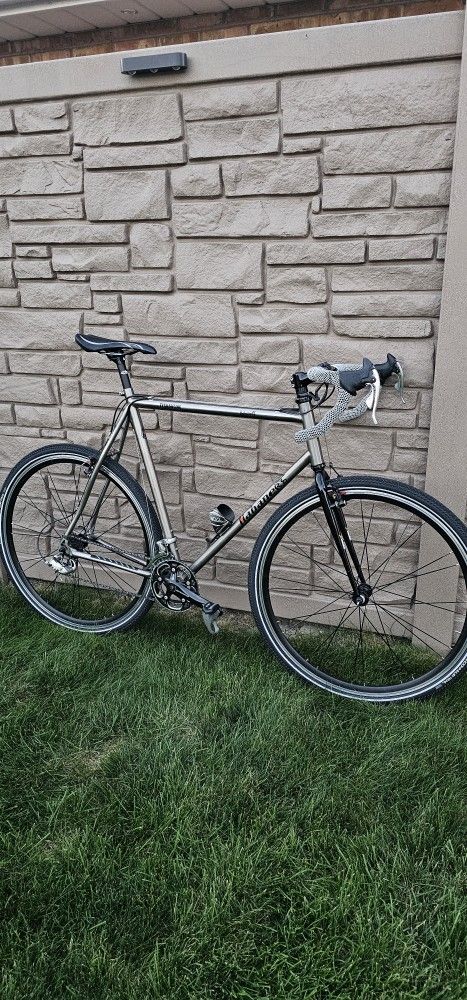 Titanium Habanero Gravel