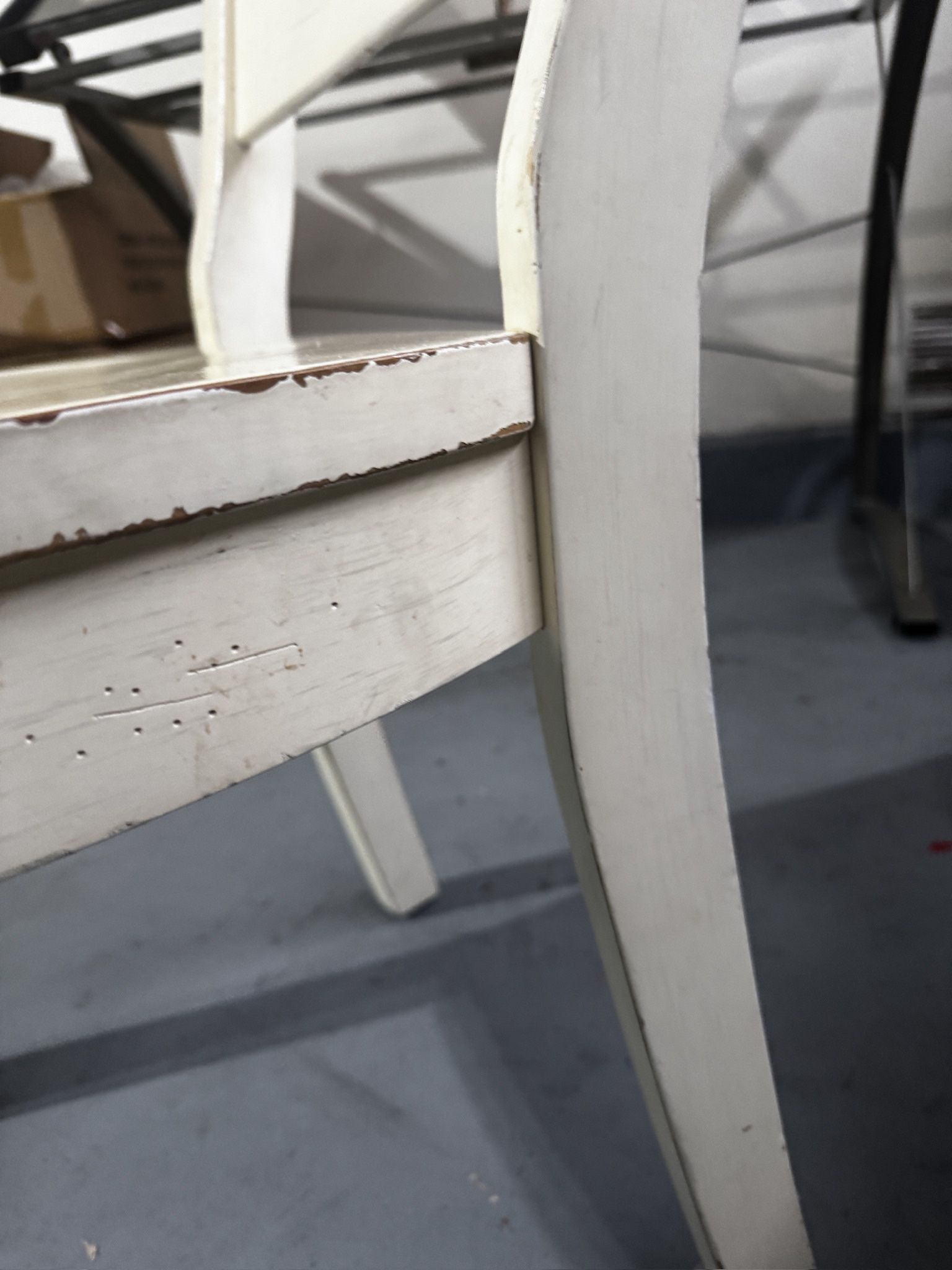 FREE Set of 4 Rustic White Wooden Chairs – Pickup ASAP