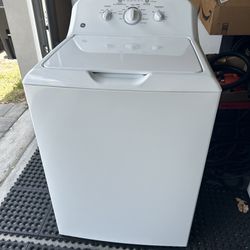 Washer For Sale 300 OBO 