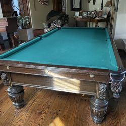 Beutiful 9ft Antique Pool Table