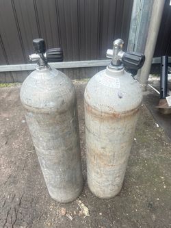 Scuba tanks