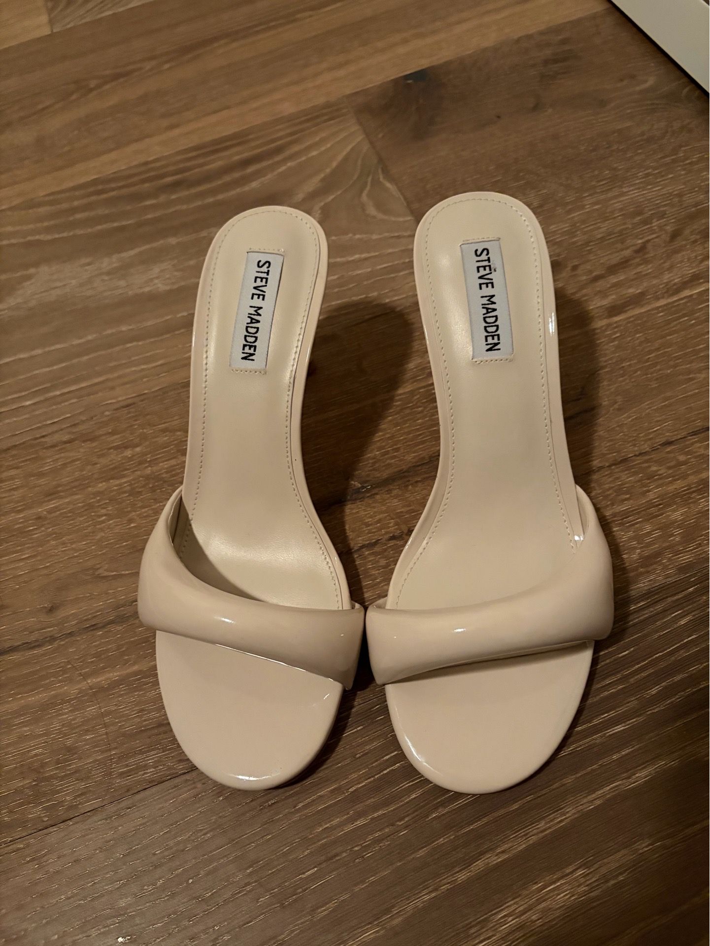 Steve Madden heeled mules size 9