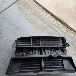 2019 Ford Escape Radiator Shutter 