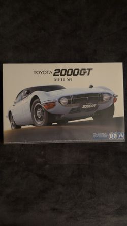 Toyota 2000GT 1/24 Model Kit (Aoshima) – New & Sealed