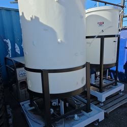 Mixing Tanks, Many Uses Including Livestock Feeders