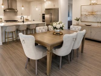 Dining Table and Chair Set – Seats 6
