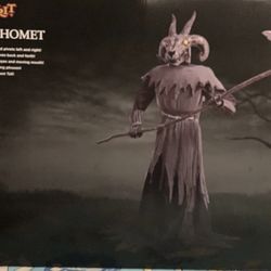 Spirit Halloween 7.6 Ft Halloween Baphomet Animatronic - RARE