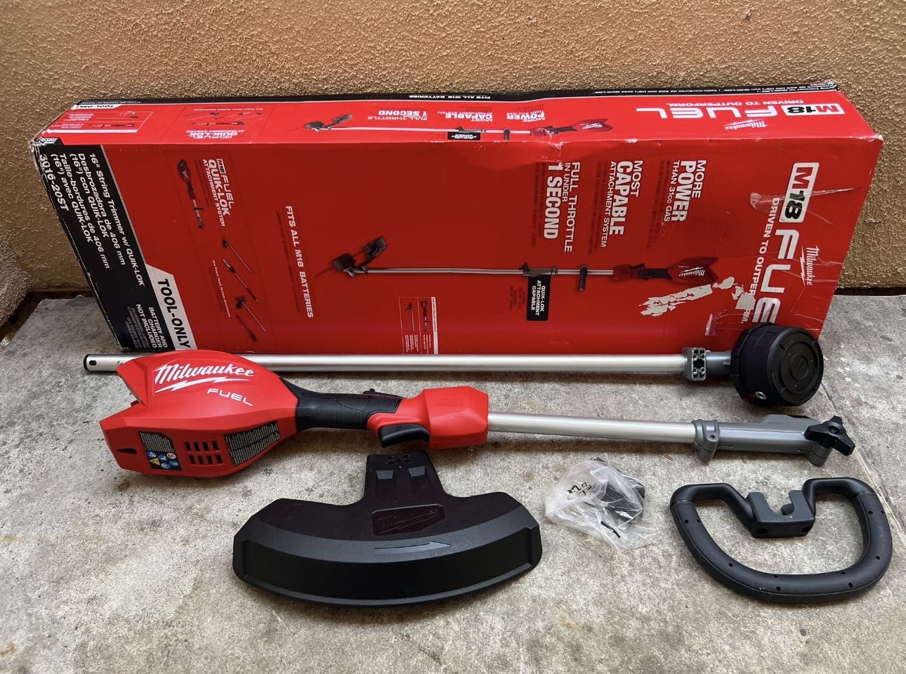 Milwaukee M18 Fuel Milwaukee Battery Powered String Trimmer