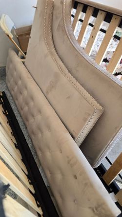 Free Tumble bed *No Mattress*