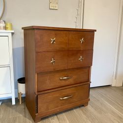 Dresser (Vintage Wood)
