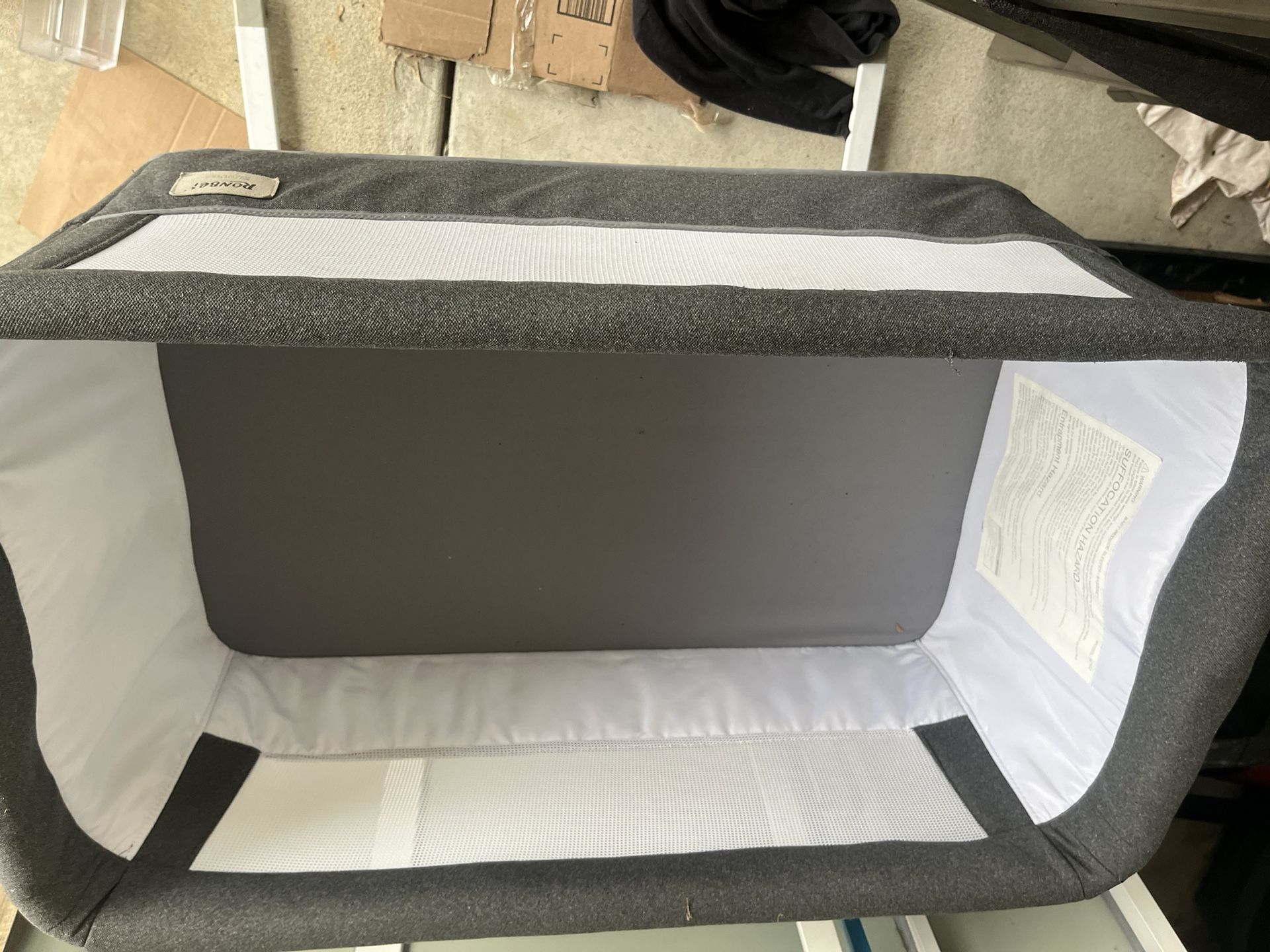 Ronbie Baby Bassinet