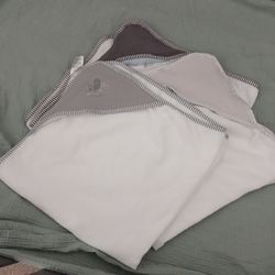 3 White & Grey Baby Bath Towels