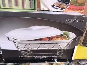 Rectangular ceramic baker