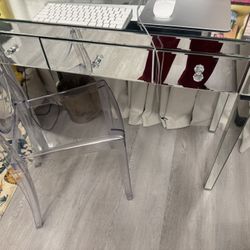 Mirror Vanity And Chair