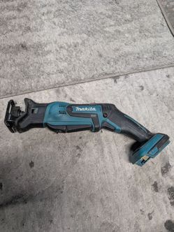 Makita XRJ01 18V LXT Compact Cordless Reciprocating Saw -
