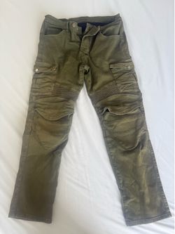 Men motorcycle riding pants. 31 x 32. Olive green