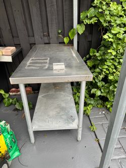 Stell table for outside