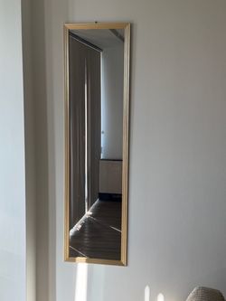 Gold mirror